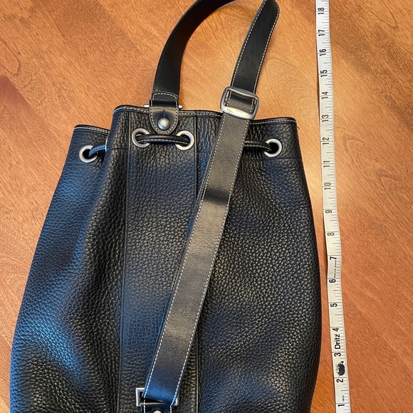Dooney & Bourke Black Leather Shoulder Bag - Picture 9 of 16